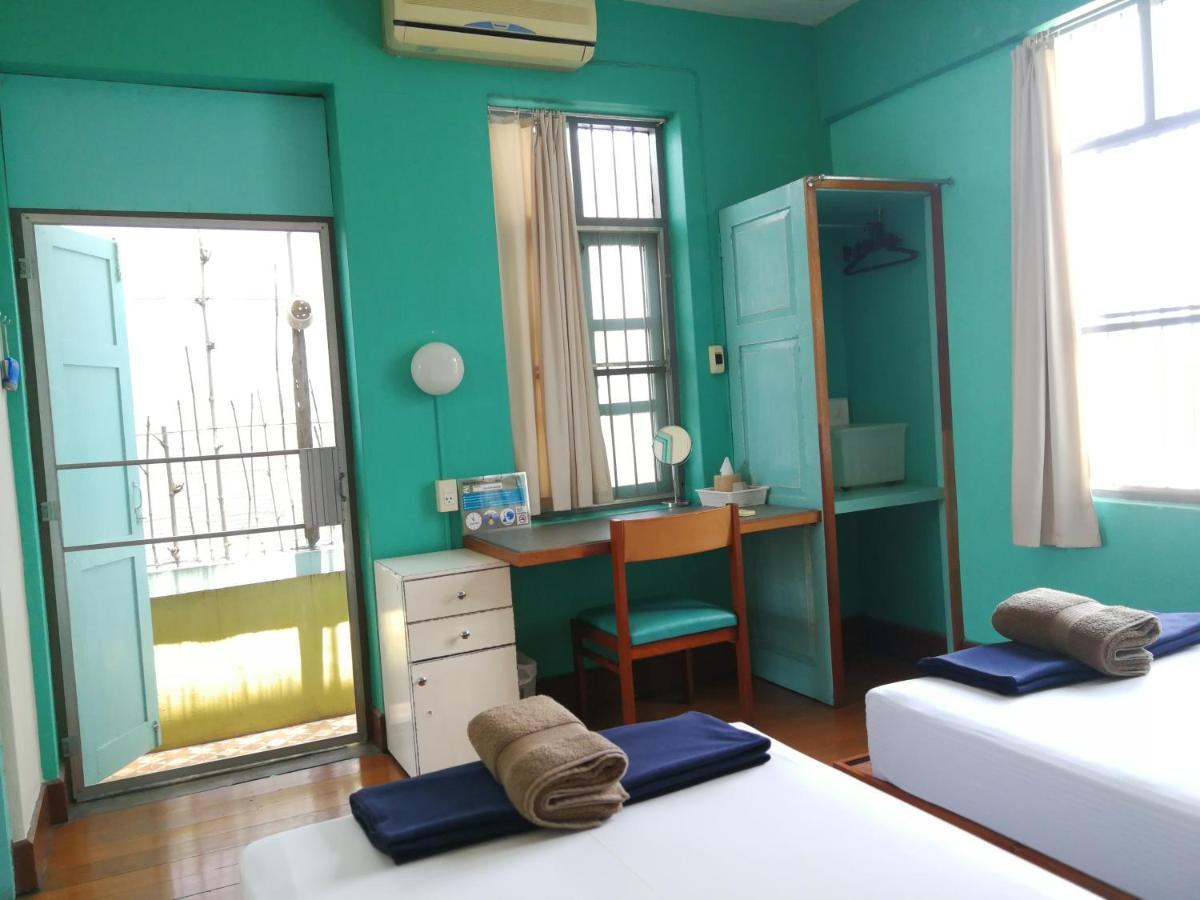60 Blue House Hotel Chiang Mai Exterior foto